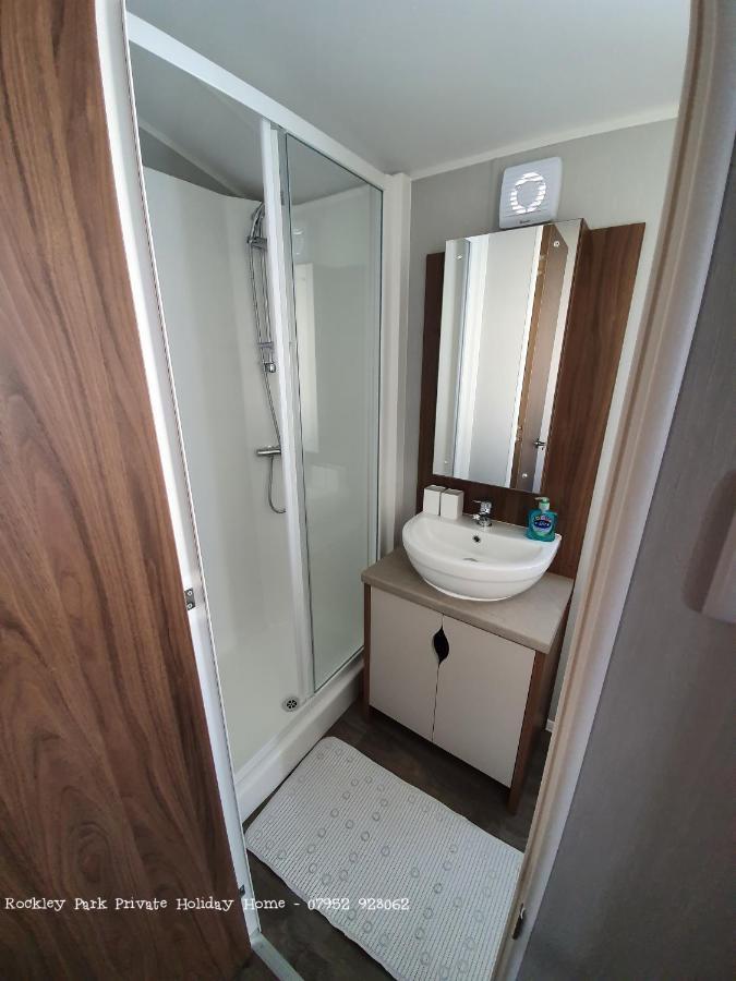 Haven Rockley Park, Lytchett Bay View, Private Holiday Home Lytchett Minster Exteriör bild